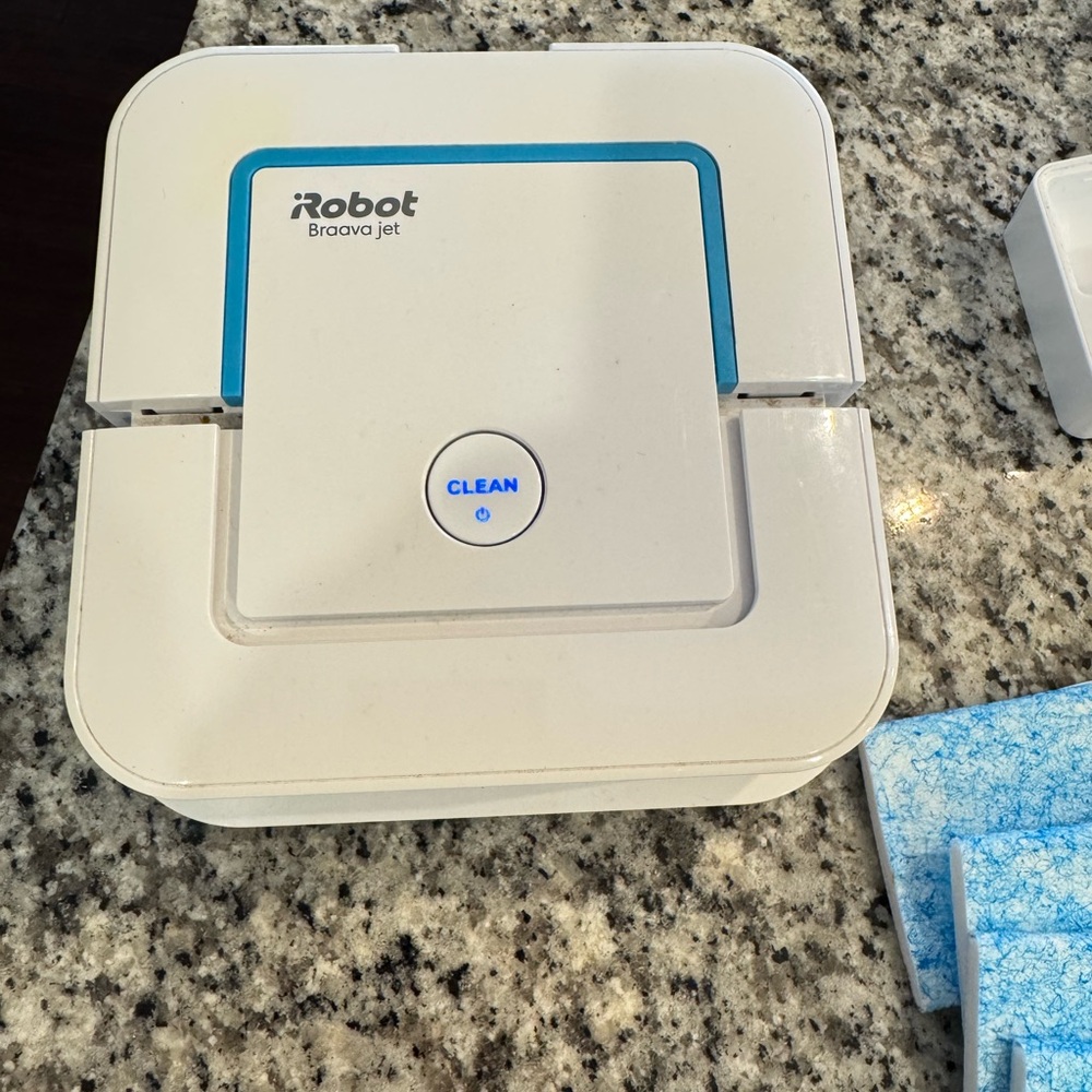 iRobot braava jet 240 mopping vacuum